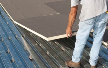 benefits of insulating Theobalds Green flat roofing
